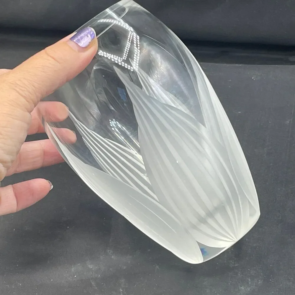 Lenox Frosted Clear Art Glass Floral Vase Etched Tulip Design